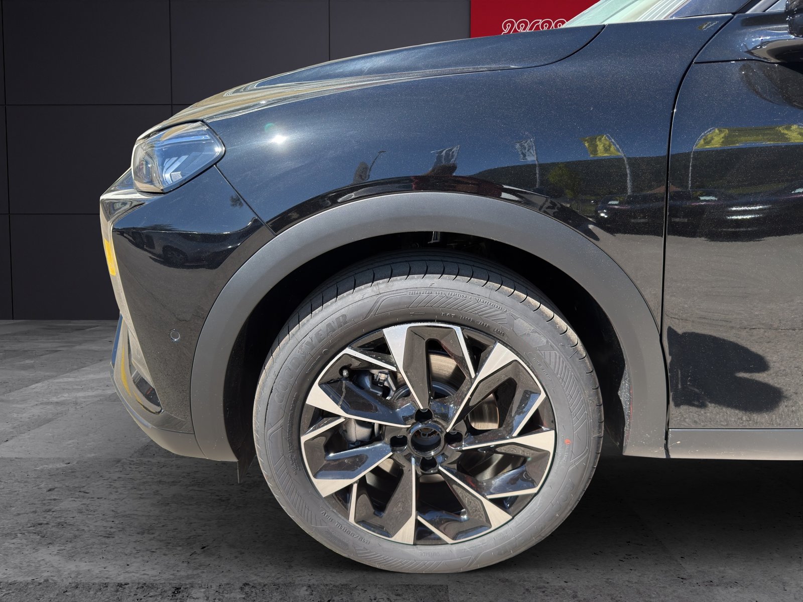 DS AUTOMOBILES DS3 1.2 MHEV Pallas, Mild-Hybrid Petrol/Electric, New car, Automatic - 5