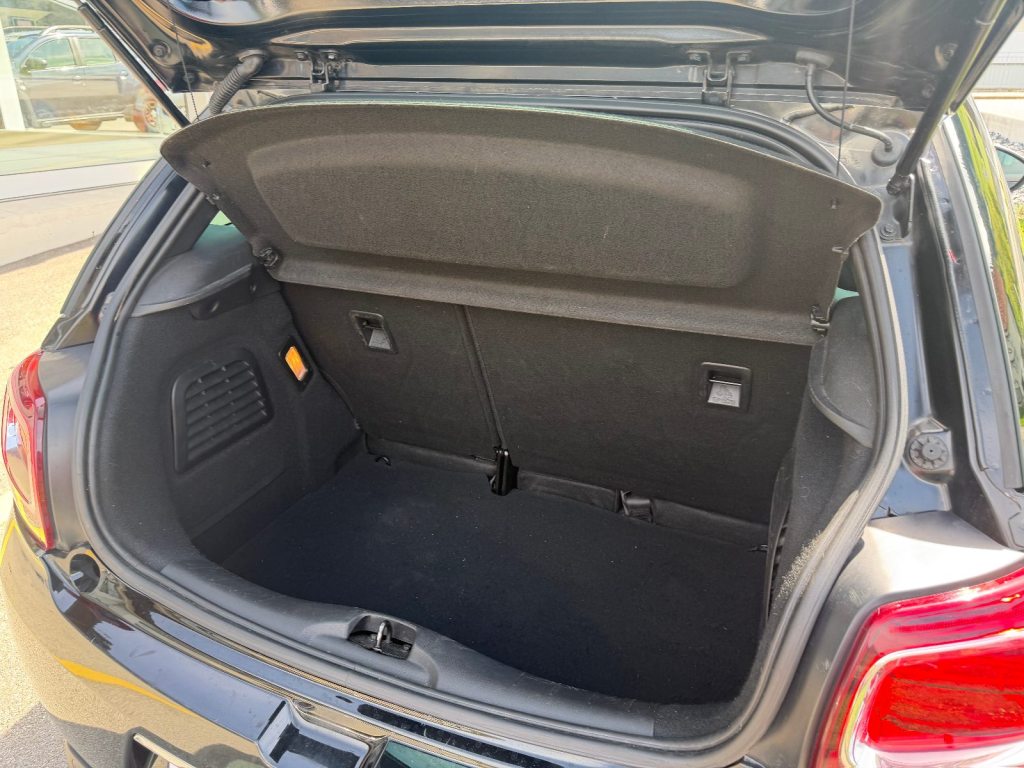 DS AUTOMOBILES 1.6 THP Performance Line, Benzin, Occasion / Gebraucht, Handschaltung - 7