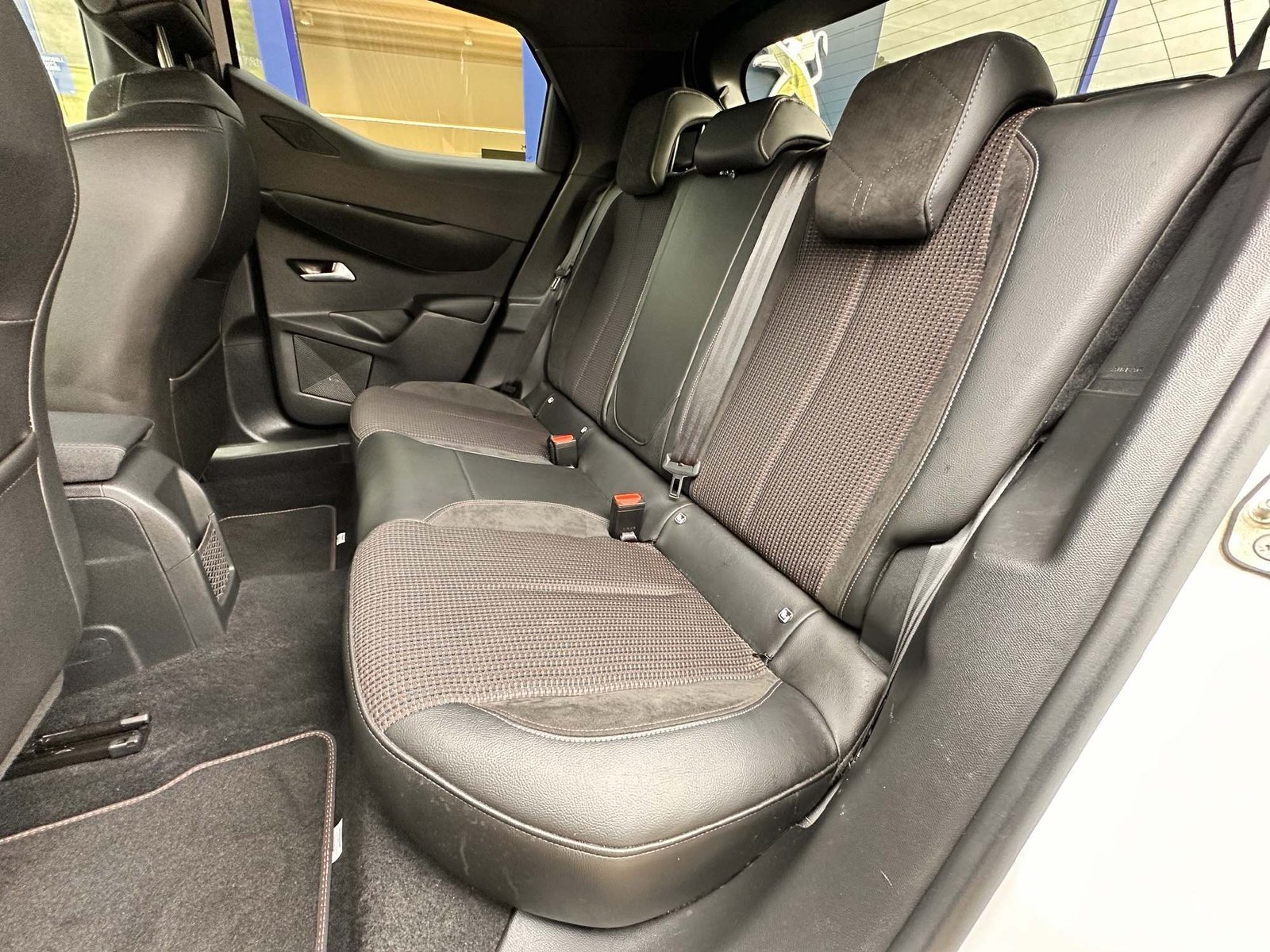 DS AUTOMOBILES DS3 Crossback 1.2 PureTech 155 Performance Line, Petrol, Second hand / Used, Automatic - 6
