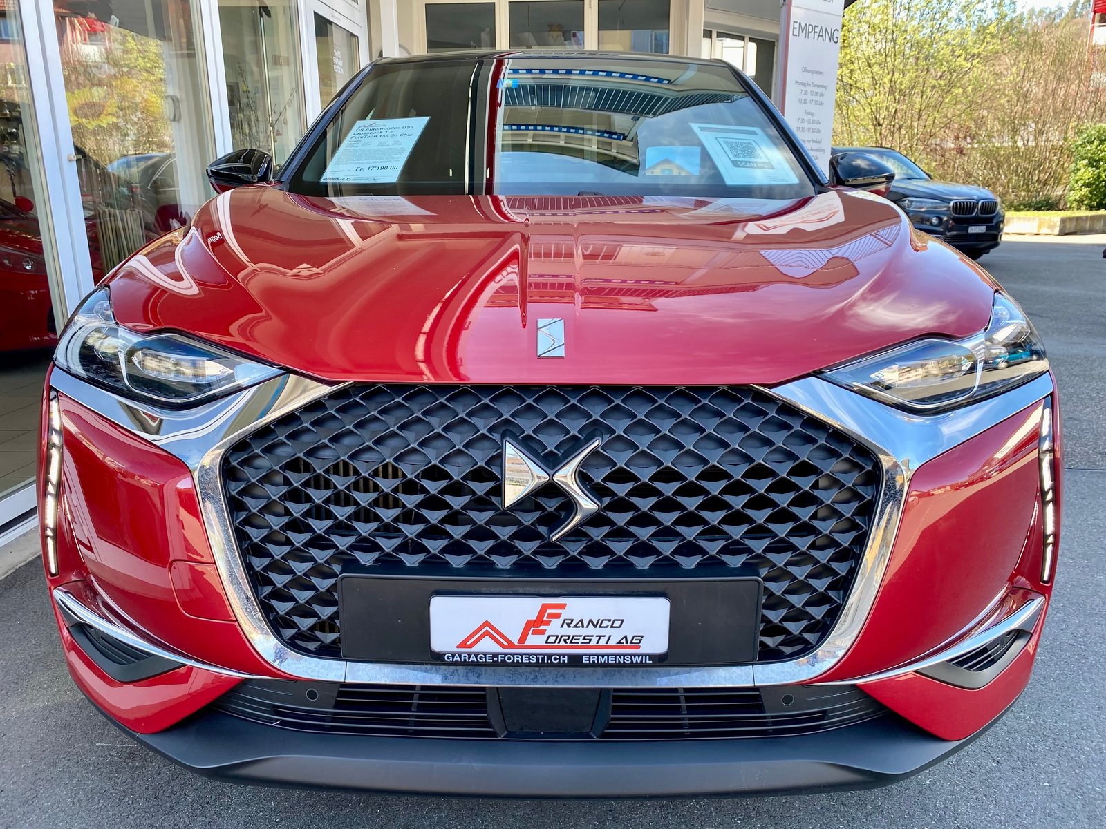 DS AUTOMOBILES DS 3 Crossback 1.2 PureTech SO Chic EAT8, Petrol, Second hand / Used, Automatic - 3