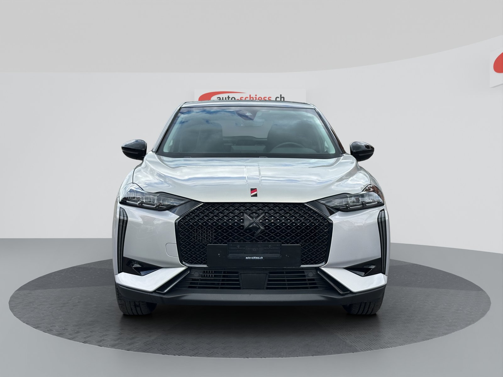 DS AUTOMOBILES DS 3 1.2 PureTech Performance Line Bi-Color E, Essence, Occasion / Utilisé, Automatique - 2