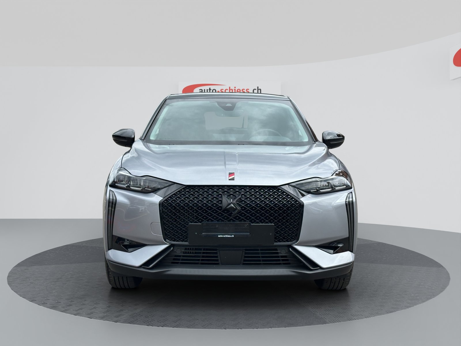 DS AUTOMOBILES DS 3 1.2 PureTech Performance Line Bi-Color E, Essence, Occasion / Utilisé, Automatique - 2