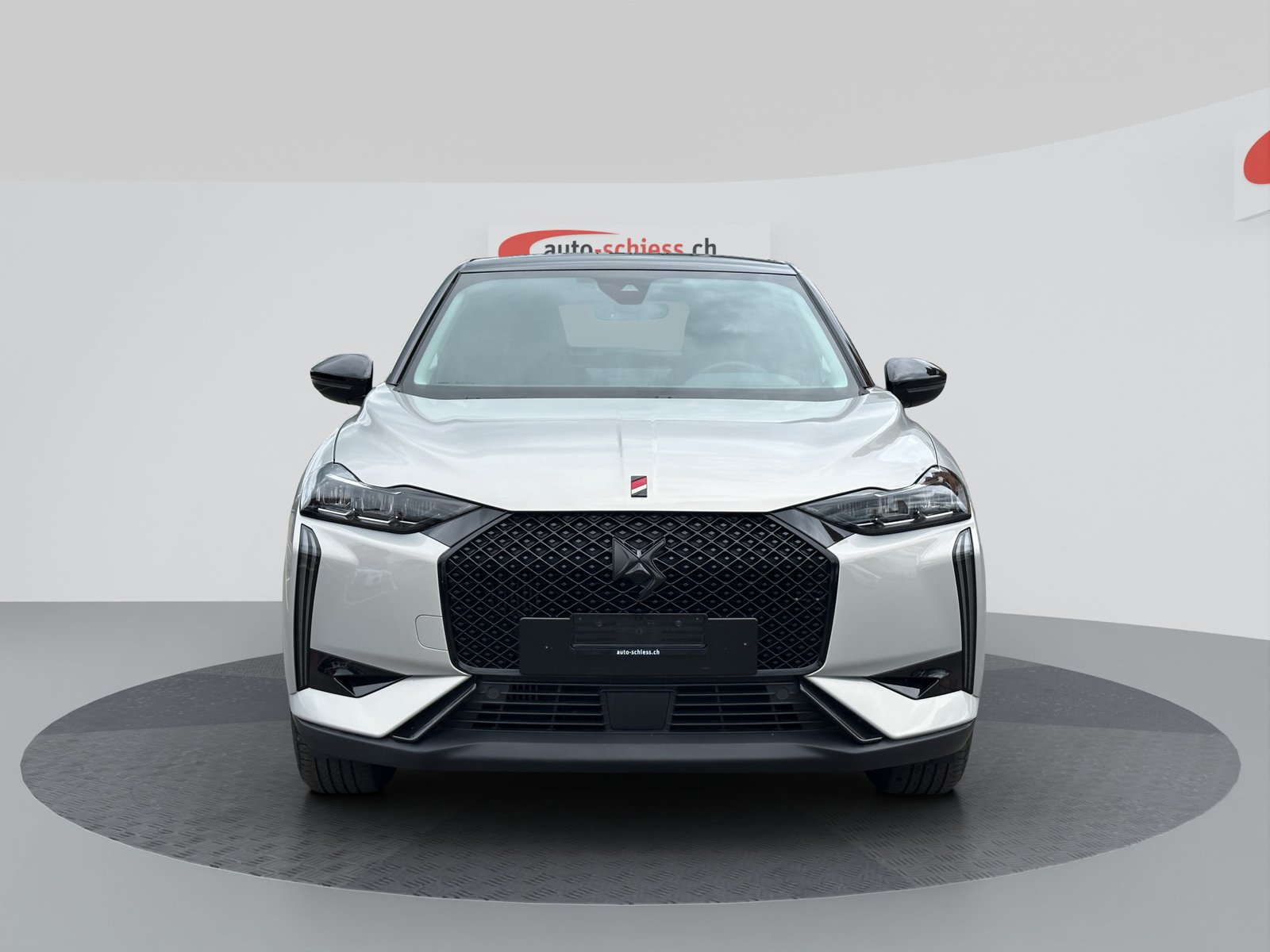 DS AUTOMOBILES DS 3 1.2 PureTech Performance Line Bi-Color E, Essence, Occasion / Utilisé, Automatique - 2
