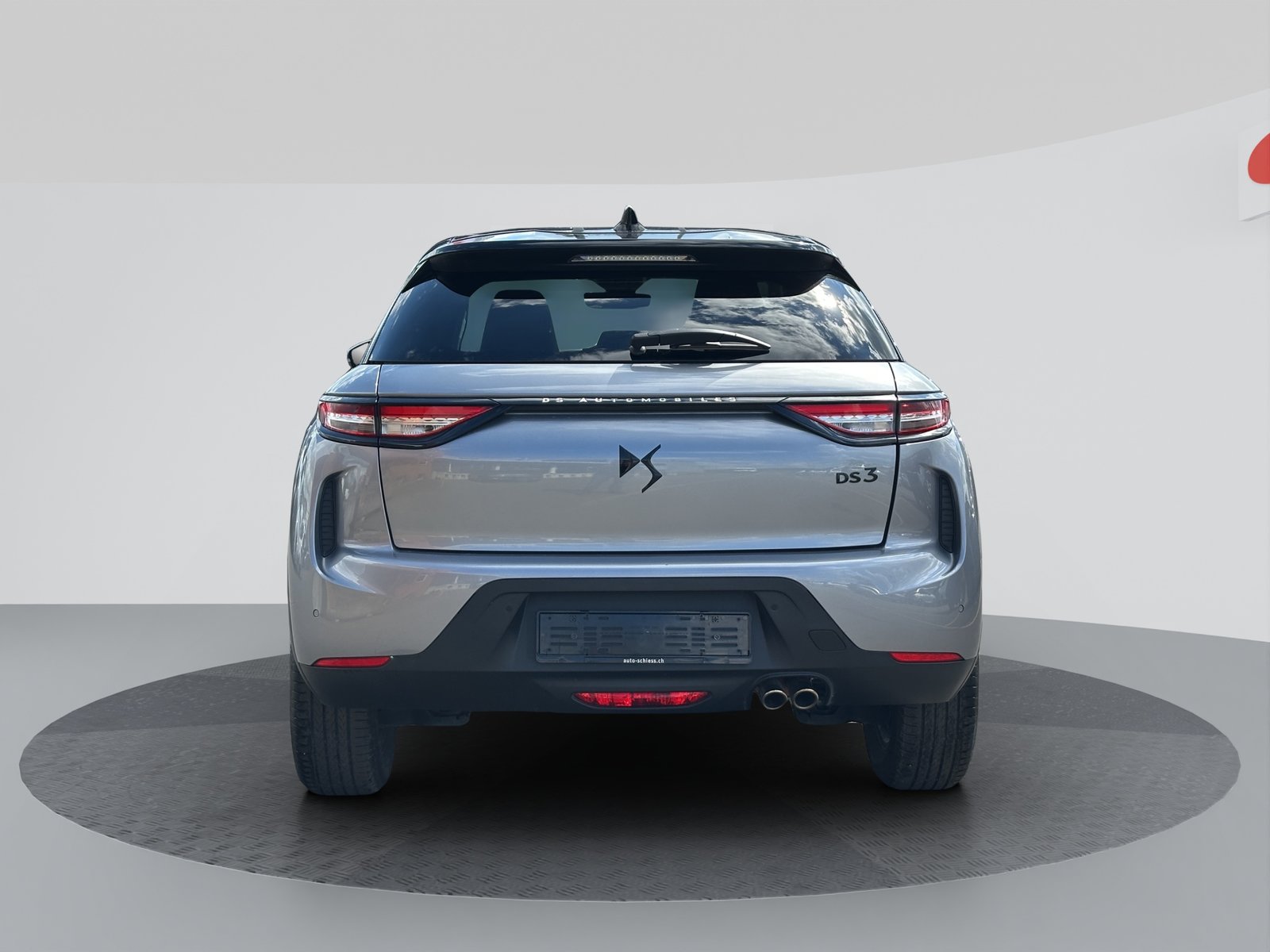 DS AUTOMOBILES DS 3 1.2 PureTech Performance Line Bi-Color E, Petrol, Second hand / Used, Automatic - 4
