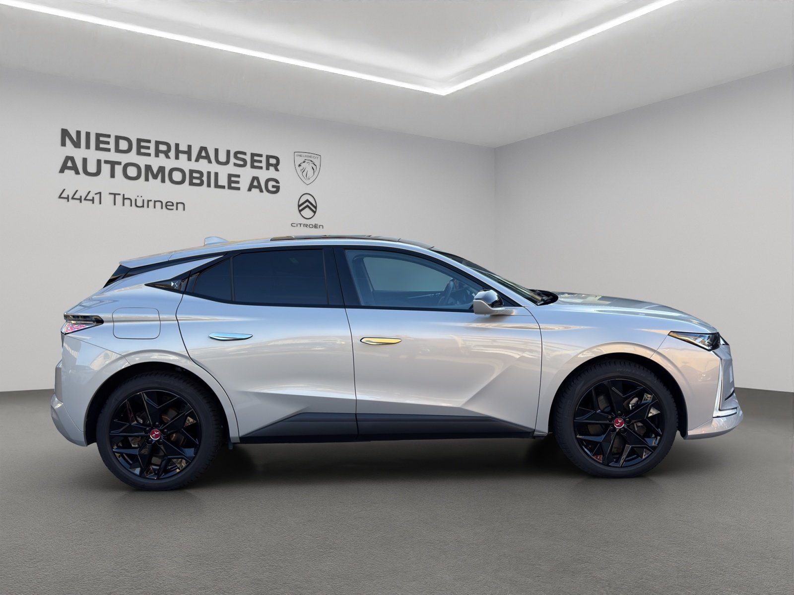 DS AUTOMOBILES DS4 1.6 E-Tense Performance Li, Voll-Hybrid Benzin/Elektro, Occasion / Gebraucht, Automat - 2