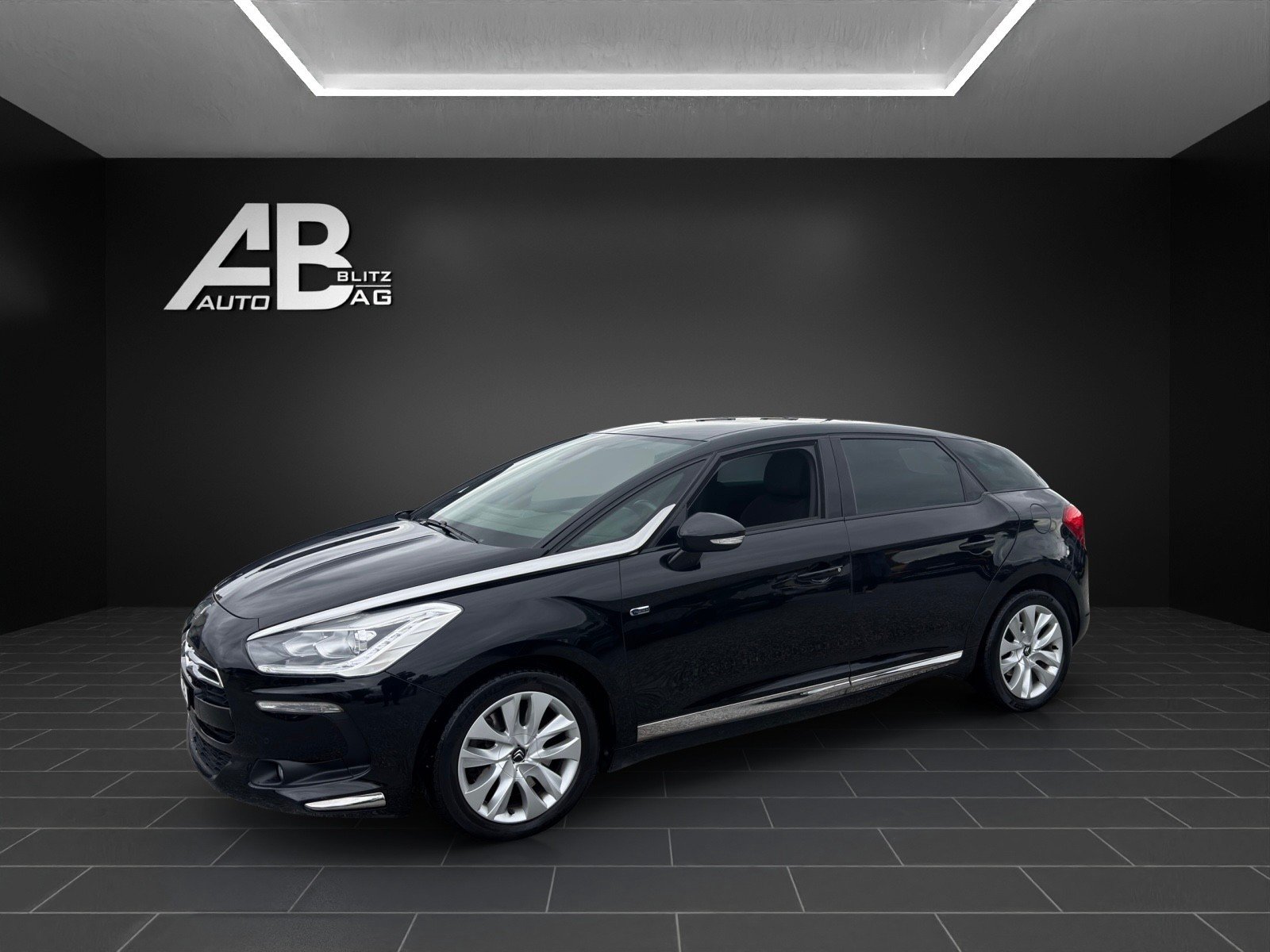 DS AUTOMOBILES DS5 HYbrid4 200 SO Chic EGS6, Occasion / Utilisé, Automatique - 2