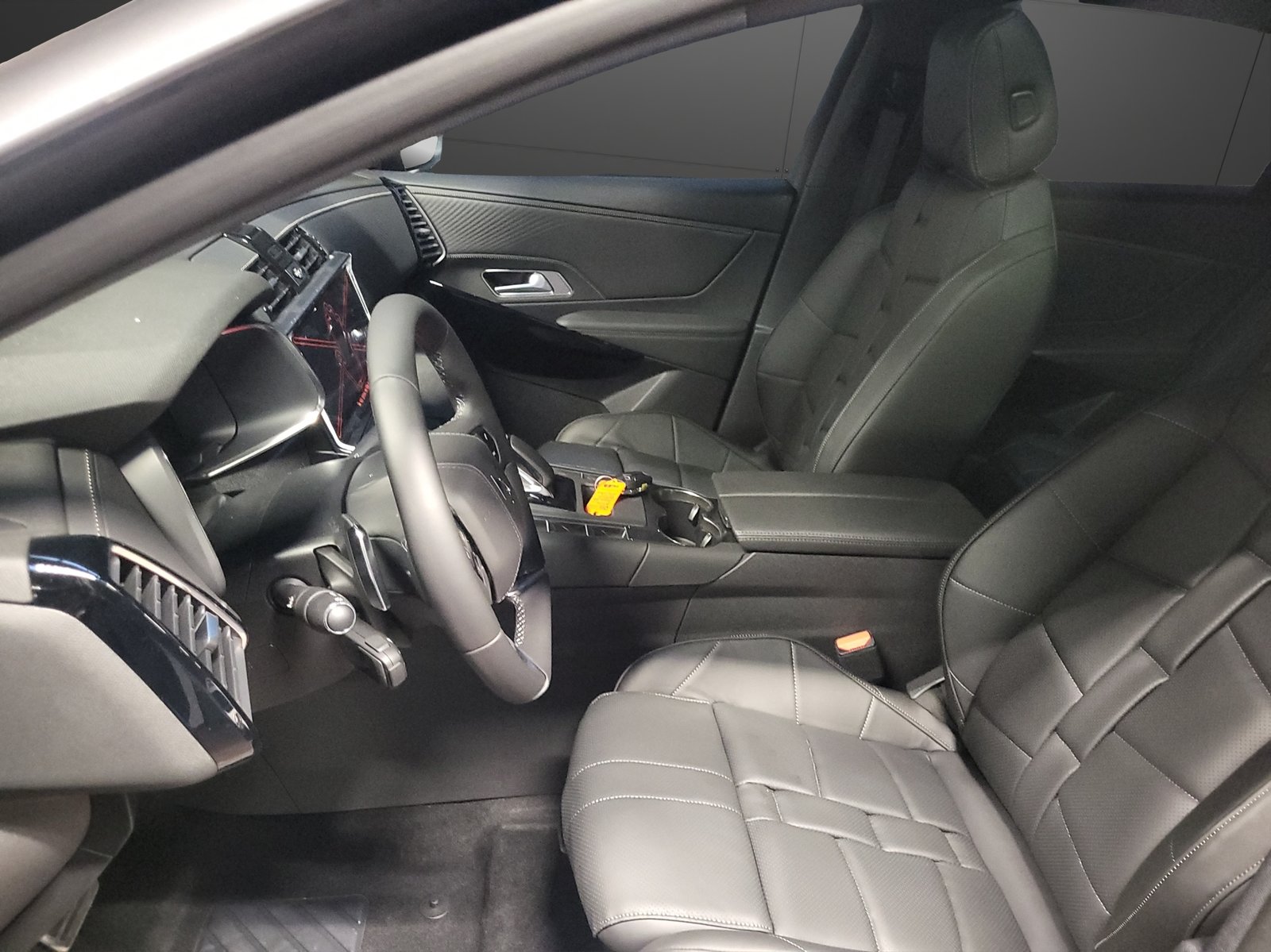 DS AUTOMOBILES DS7 E-Tense 4x4 PerformL, Hybride Rechargeable Essence/Électricité, Voiture nouvelle, Automatique - 5