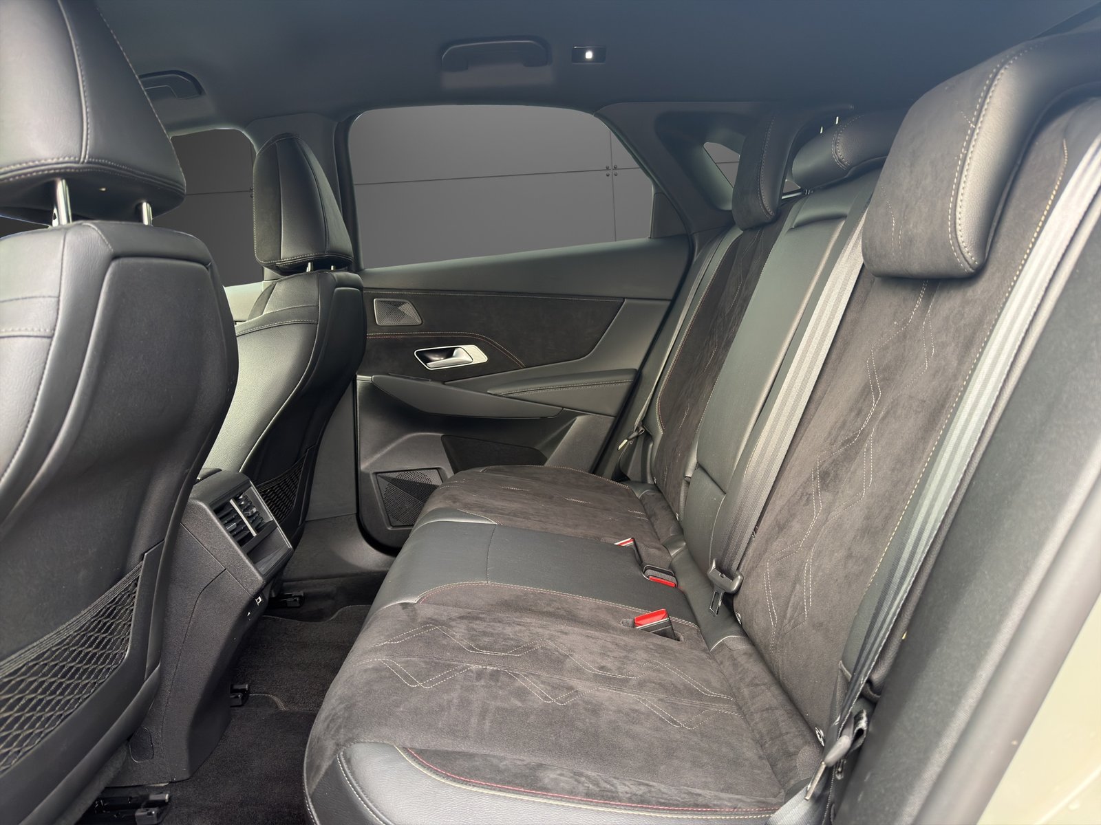 DS AUTOMOBILES DS7 1.5 BHDi Pallas EAT8, Diesel, Occasion / Gebraucht, Automatik - 7