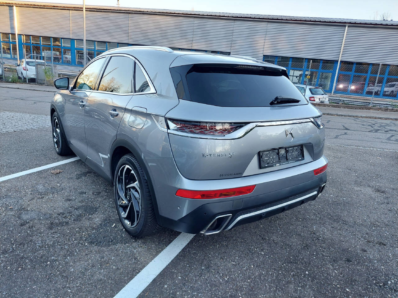 DS AUTOMOBILES DS7 Crossback 1.6 E-Tense Be Chic 4x4 300PS, Plug-in-Hybrid Benzin/Elektro, Occasion / Gebraucht, Automatik - 4
