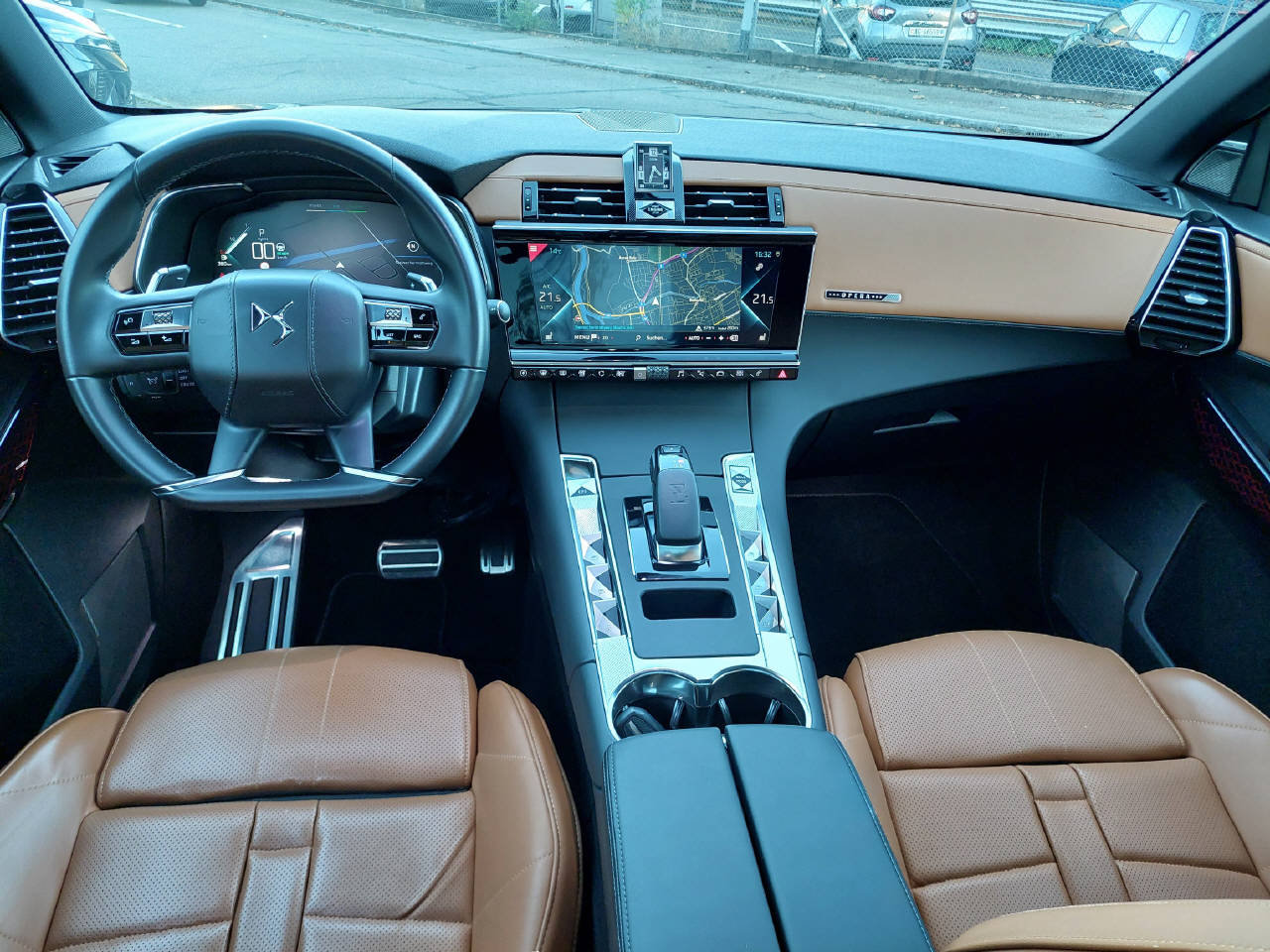 DS AUTOMOBILES DS7 Crossback 1.6 E-Tense Be Chic 4x4 300PS, Plug-in-Hybrid Benzin/Elektro, Occasion / Gebraucht, Automatik - 7