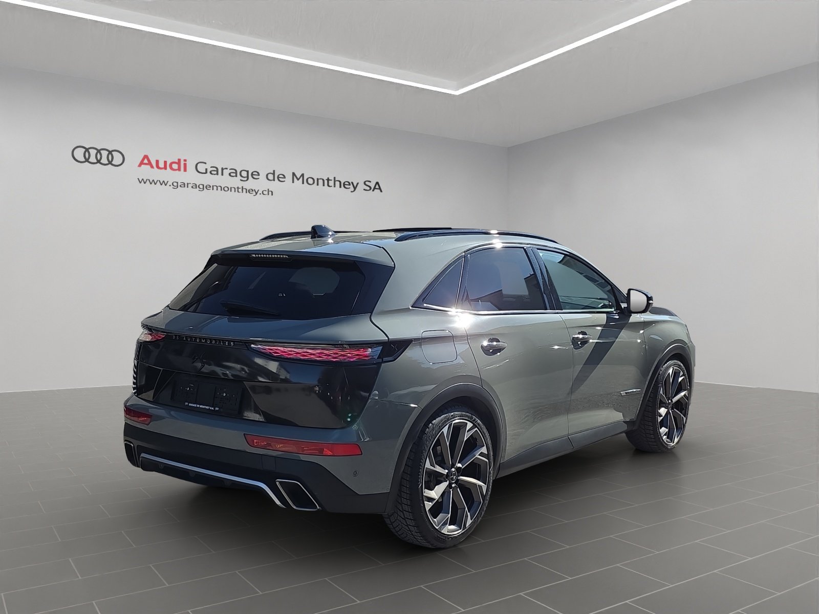 DS AUTOMOBILES DS 7 Crossback E-Tense 360 4x4 La Premiére, Plug-in-Hybrid Benzin/Elektro, Occasion / Gebraucht, Automatik - 4