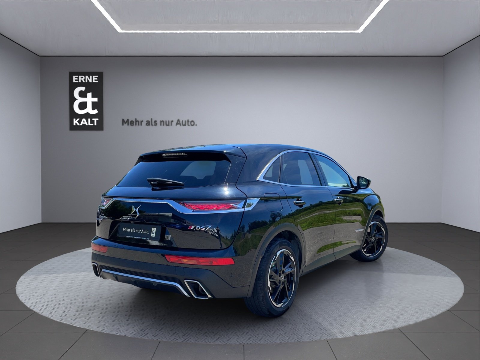 DS AUTOMOBILES DS7 Crossback 1.6 E-Tense Performance line, Plug-in-Hybrid Petrol/Electric, Second hand / Used, Automatic - 4
