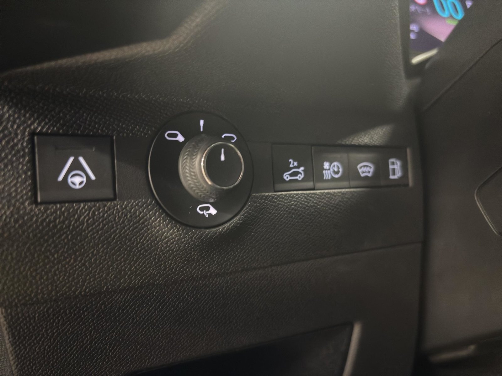 DS AUTOMOBILES 7 1.6 E-Tense Ligne Noire 4x4, Hybride Rechargeable Essence/Électricité, Occasion / Utilisé, Automatique - 7