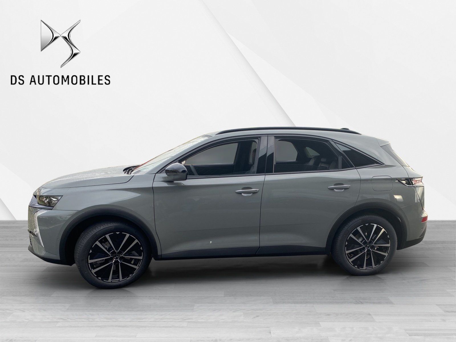 DS AUTOMOBILES DS7 1.6 E-Tense Rivoli 4x4, Plug-in-Hybrid Petrol/Electric, Ex-demonstrator, Automatic - 3