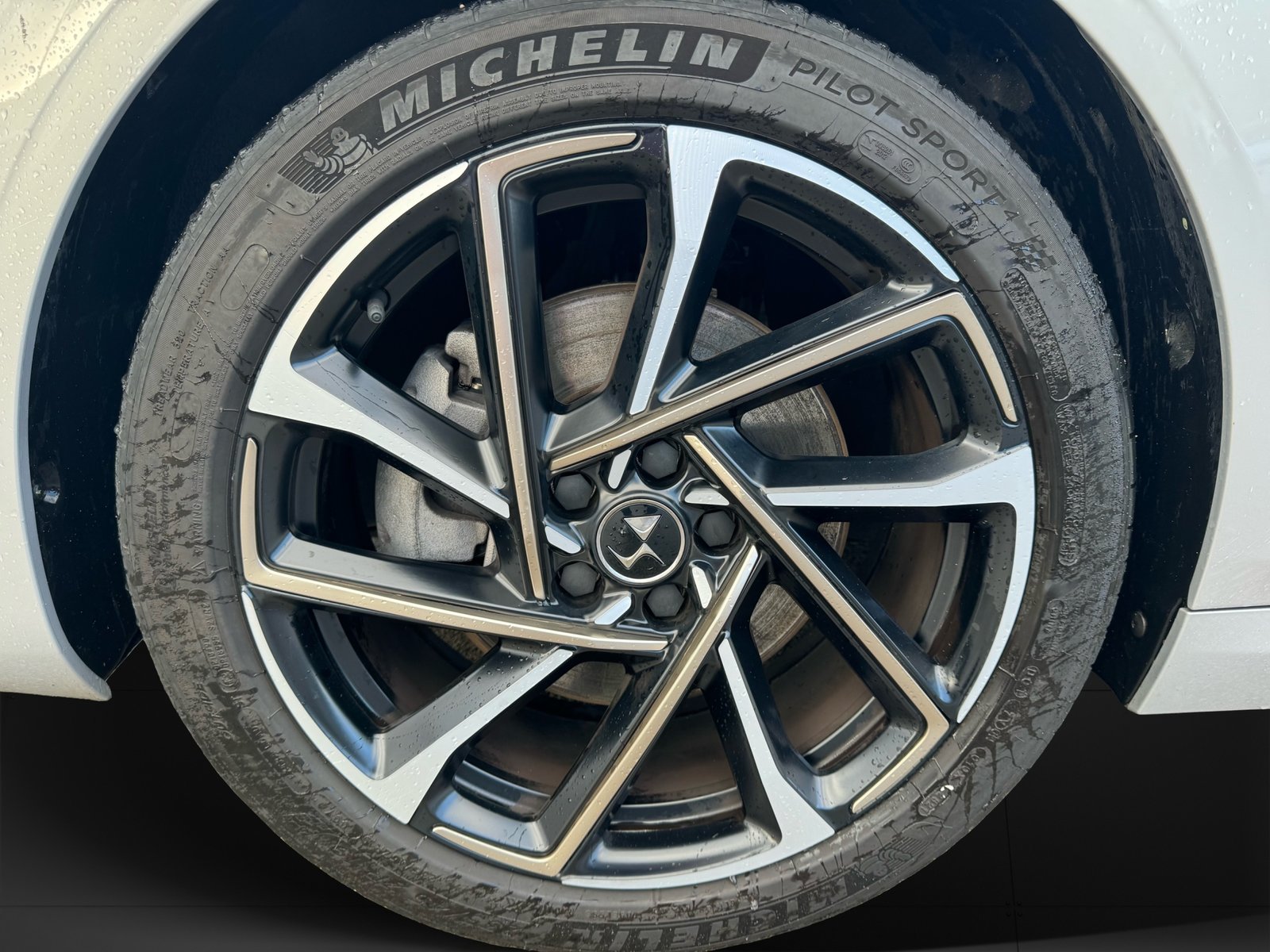 DS AUTOMOBILES DS9 225 E-TENSE Rivoli+, Plug-in-Hybrid Petrol/Electric, Second hand / Used, Automatic - 4