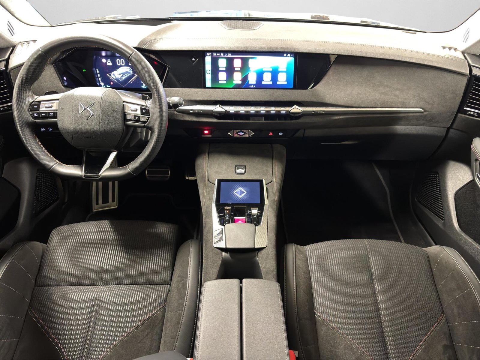 DS AUTOMOBILES 4 1.6 E-Tense Performance Line, Plug-in-Hybrid Benzin/Elektro, Occasion / Gebraucht, Automatik - 4