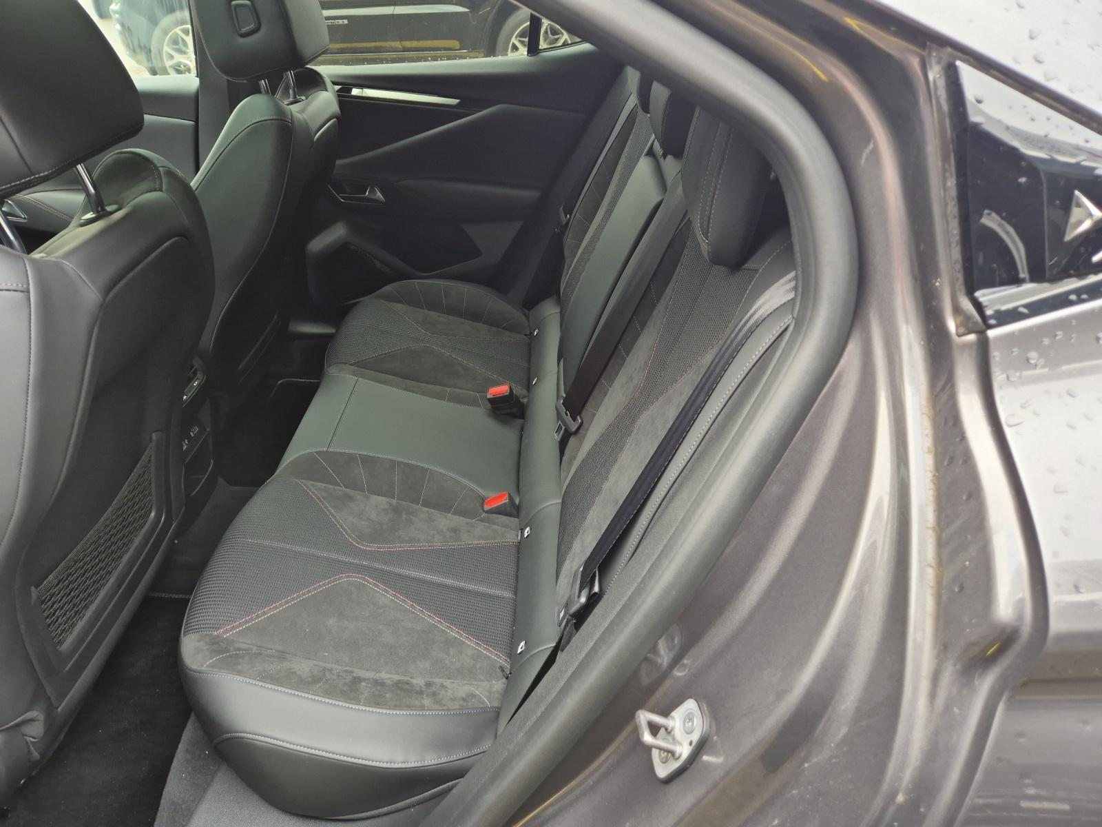 DS AUTOMOBILES 4 1.6 PureTech 225 Performance Line+, Petrol, Second hand / Used, Automatic - 7