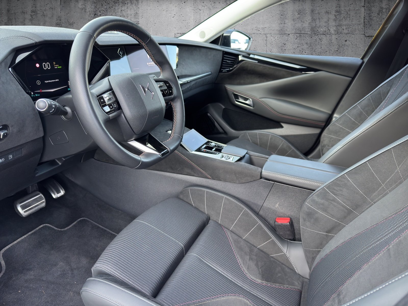 DS AUTOMOBILES DS 4 1.6 E-Tense Performance Line+, Hybride Rechargeable Essence/Électricité, Occasion / Utilisé, Automatique - 2