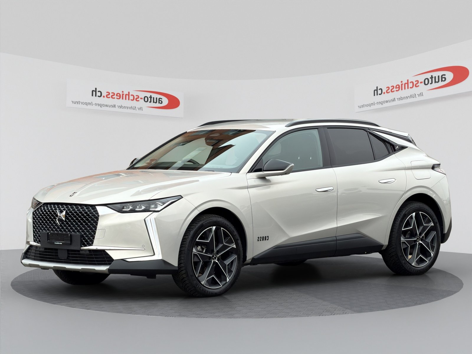 DS AUTOMOBILES DS 4 1.2 Pure Tech Cross Rivoli EAT8, Benzin, Occasion / Gebraucht, Automatik - 3