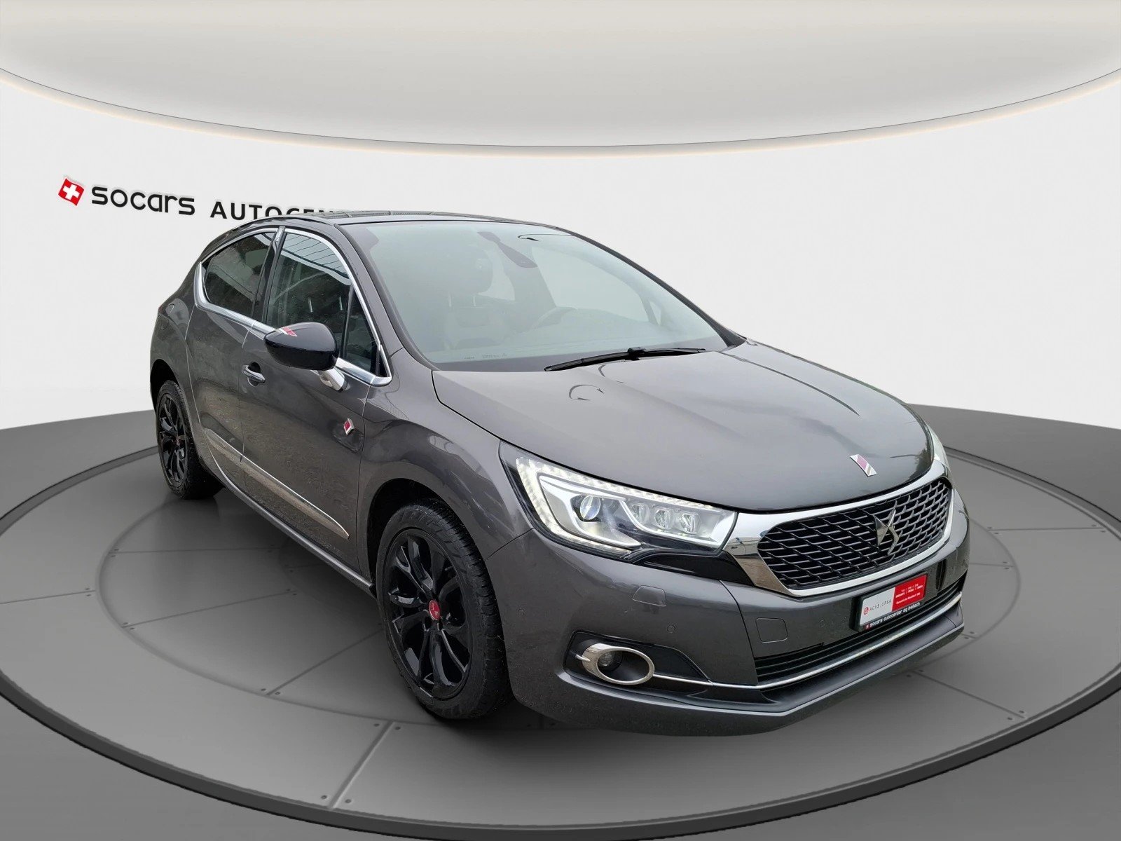 DS AUTOMOBILES DS 4 1.2 Pure Tech Performance Line // Spurwe, Petrol, Second hand / Used, Manual - 4