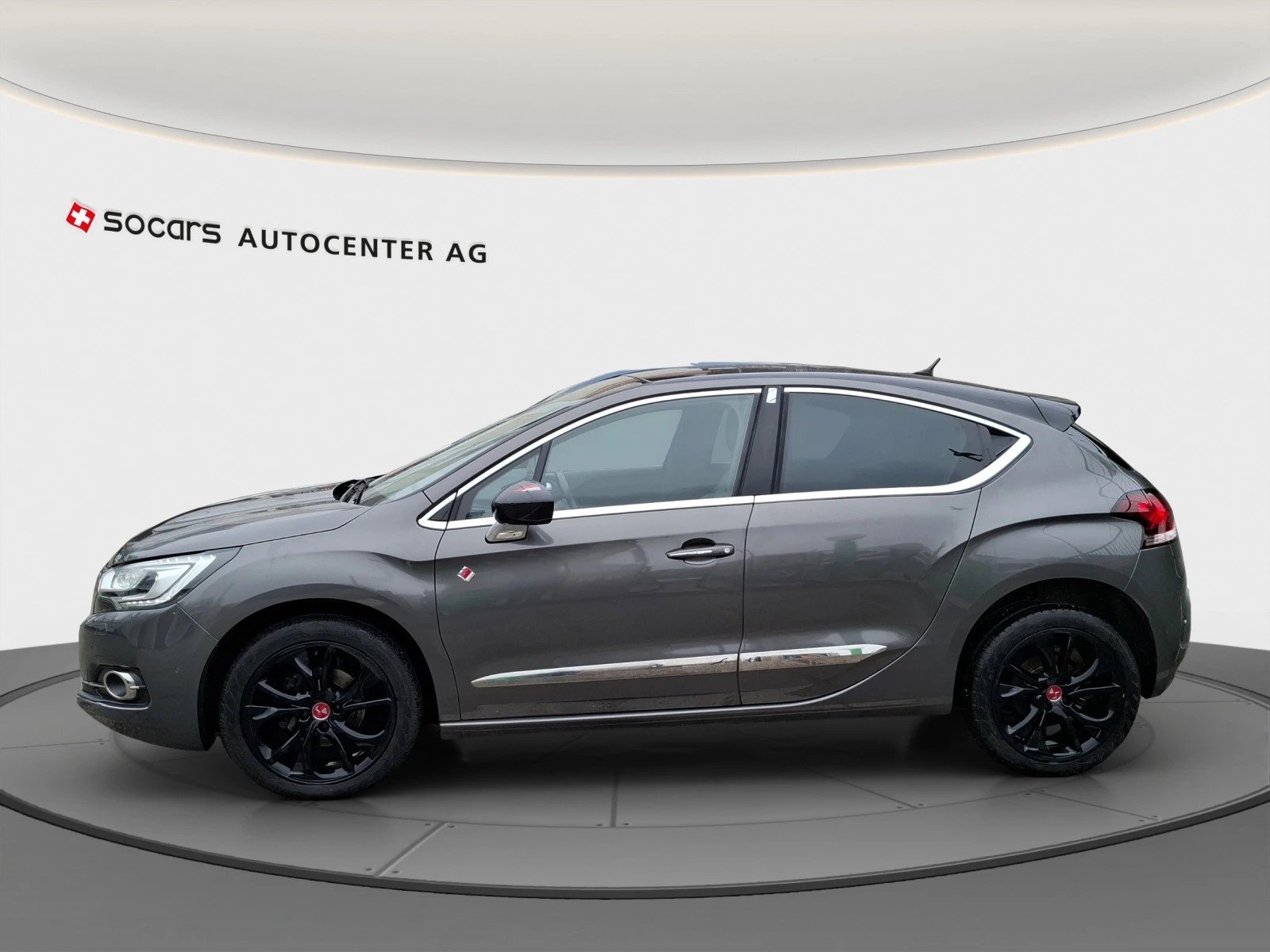 DS AUTOMOBILES DS 4 1.2 Pure Tech Performance Line // Spurwe, Petrol, Second hand / Used, Manual - 6