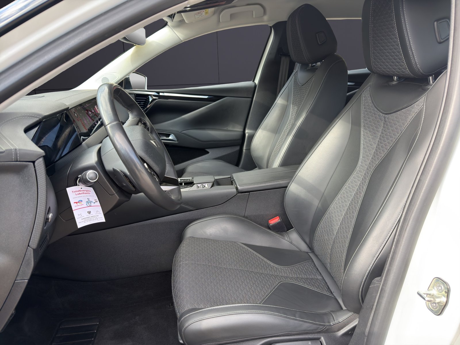 DS AUTOMOBILES DS4 1.2 Trocadero EAT8, Essence, Occasion / Utilisé, Automatique - 6
