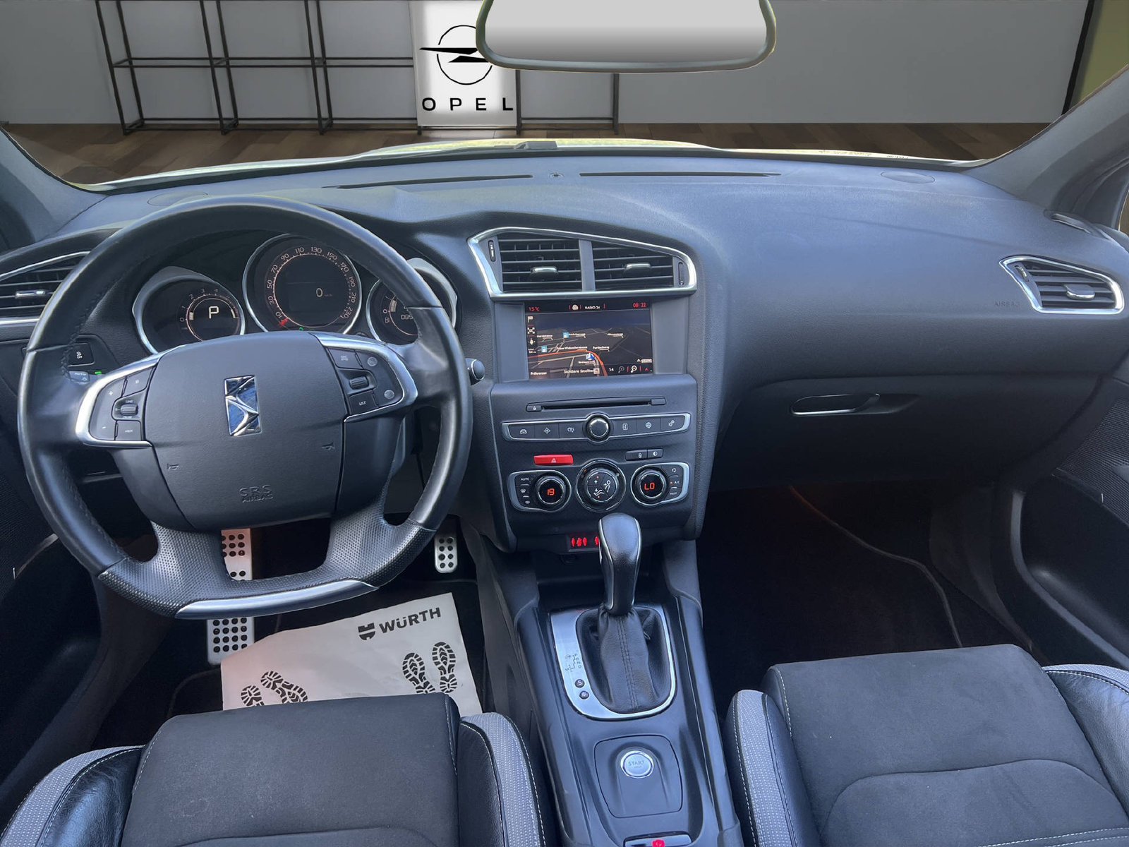 DS AUTOMOBILES DS4 1.6 THP 165 Sport Chic, Benzin, Occasion / Gebraucht, Automatik - 7