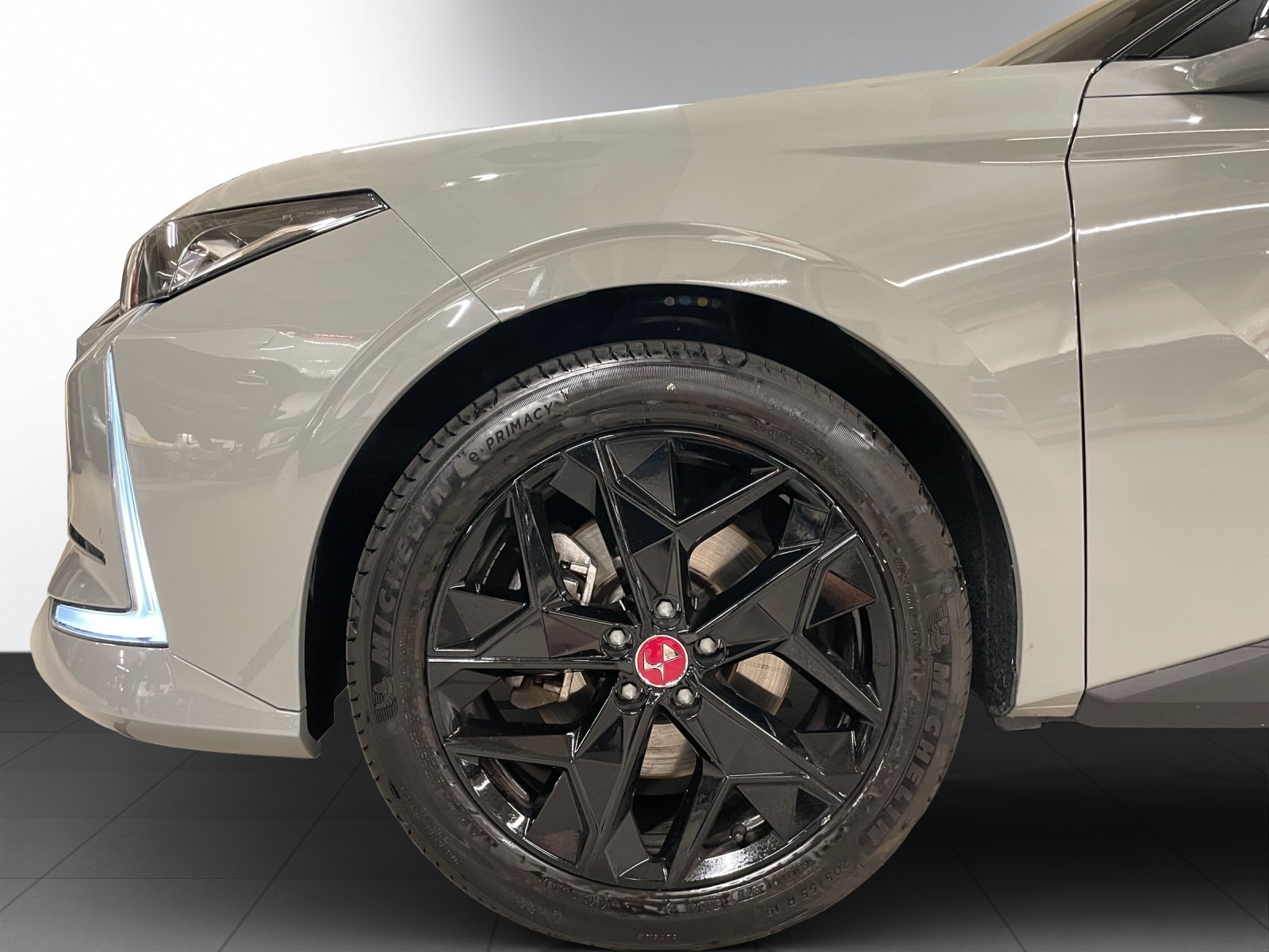 DS AUTOMOBILES DS 4 1.6 E-Tense Performance Line+, Hybride Rechargeable Essence/Électricité, Occasion / Utilisé, Automatique - 7