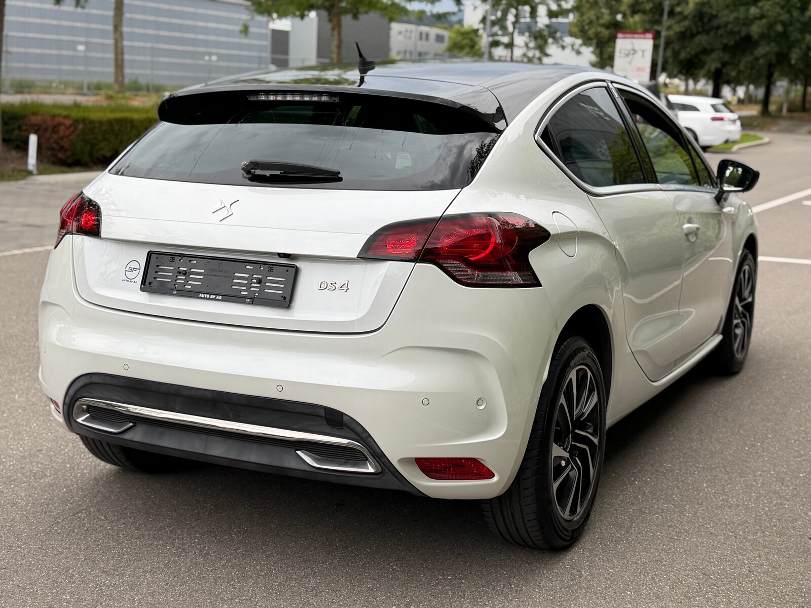 DS AUTOMOBILES DS 4 1.6 BlueHDi SO Chic Automatic, Diesel, Second hand / Used, Automatic - 4