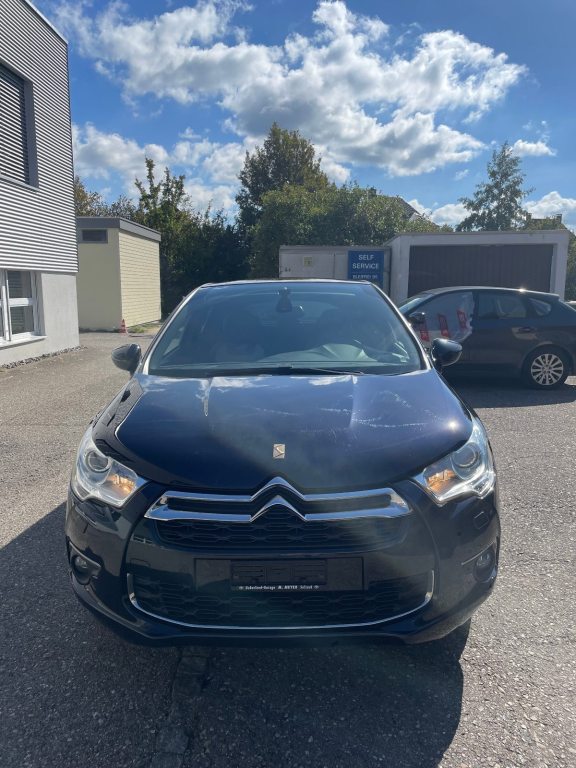 DS AUTOMOBILES 1.6 THP 165 So Chic, Benzin, Occasion / Gebraucht, Automatik - 4