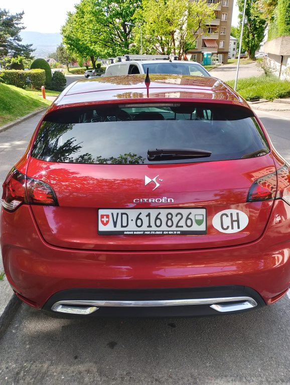DS AUTOMOBILES N°4 1.6 VTi Faubourg Addict, Benzin, Occasion / Gebraucht, Handschaltung - 2
