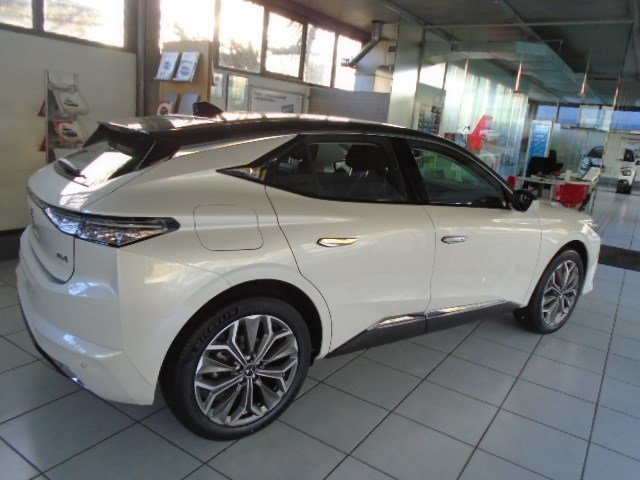 DS AUTOMOBILES DS 4 1.2 Pure Tech Trocadero EAT8, Petrol, Ex-demonstrator, Automatic - 2