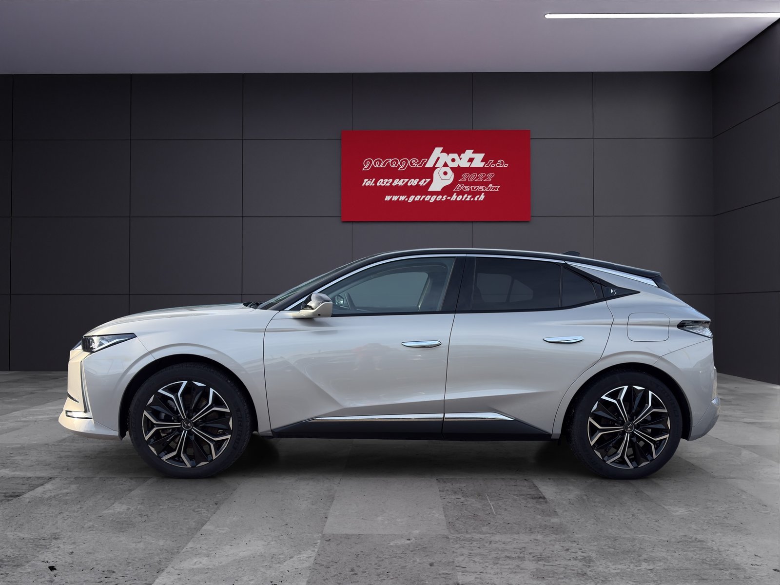 DS AUTOMOBILES DS4 1.6 PHEV Rivoli, Plug-in-Hybrid Petrol/Electric, Ex-demonstrator, Automatic - 2