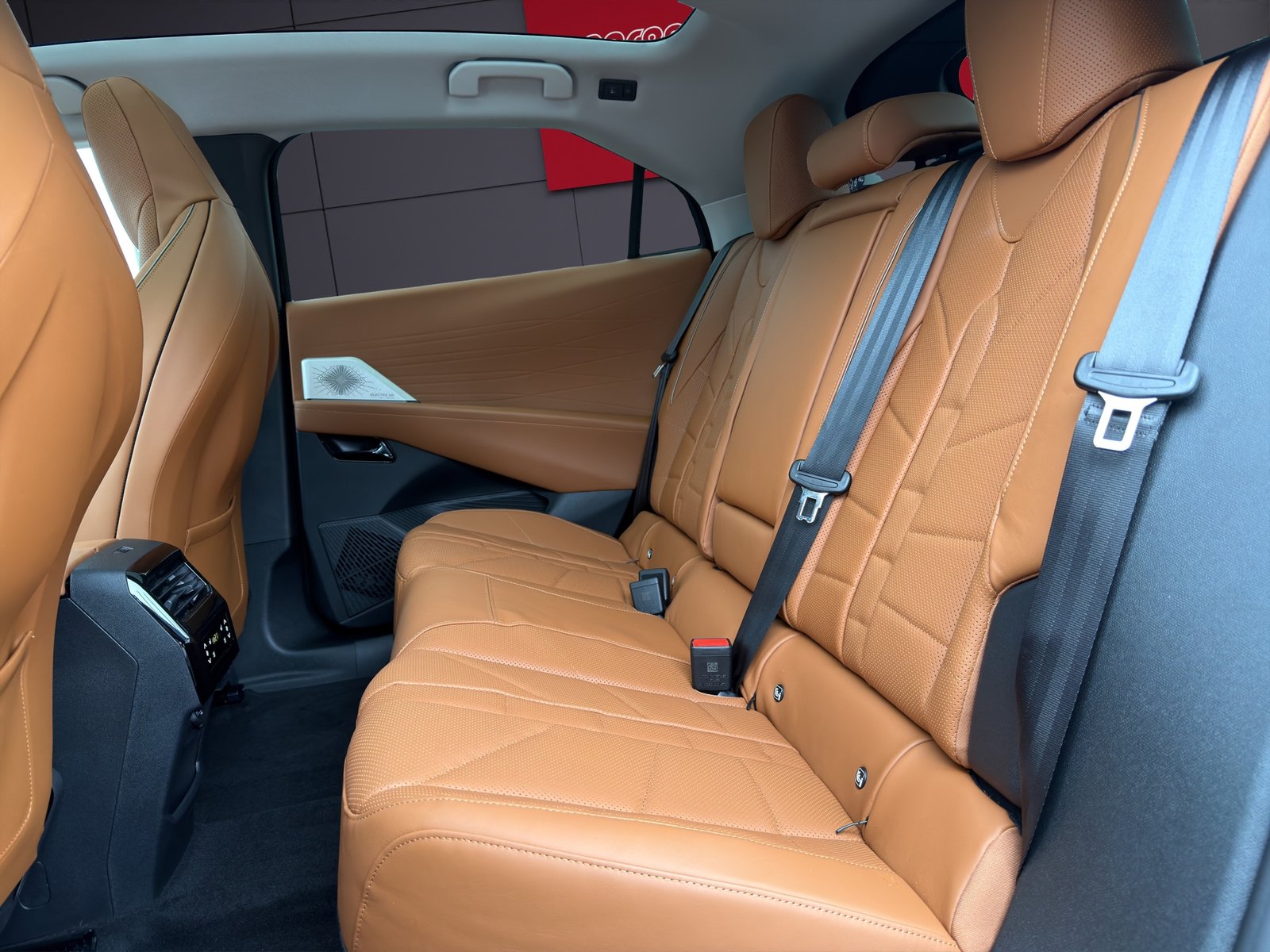 DS AUTOMOBILES DS8 E-Tense Etoile LR 4x4, Elettrica, Auto nuove, Automatico - 7