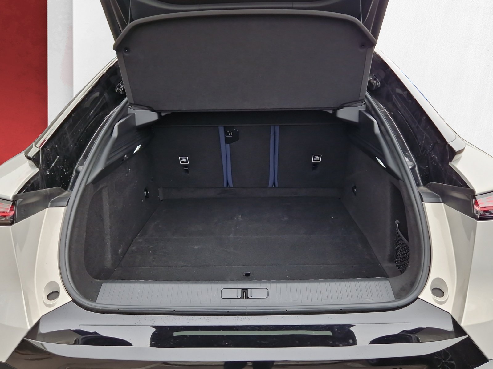 DS AUTOMOBILES DS N°8 E-Tense Jules Verne 4x4 Long Range 4WD 350 PS, Elettrica, Auto nuove, Automatico - 7