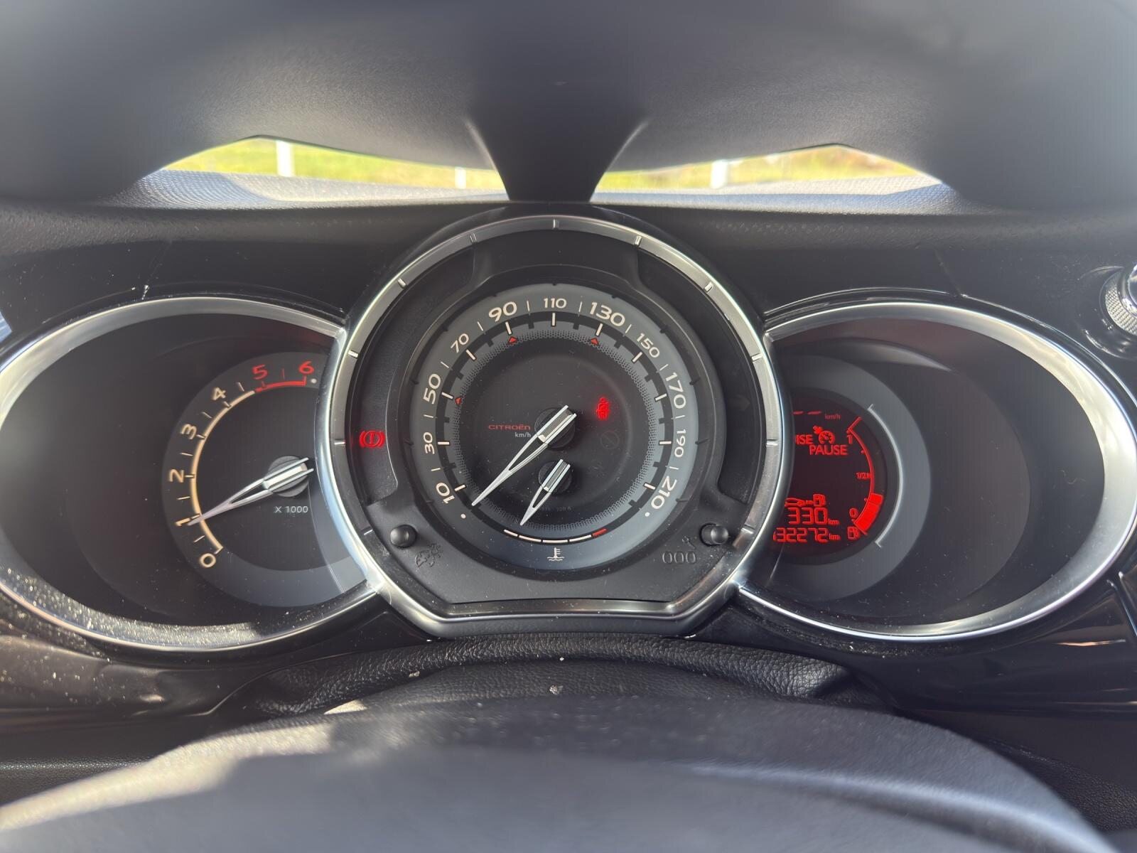 DS Automobiles DS3 1.6 HDi 90 So Chic, Diesel, Occasion / Utilisé, Manuelle - 6