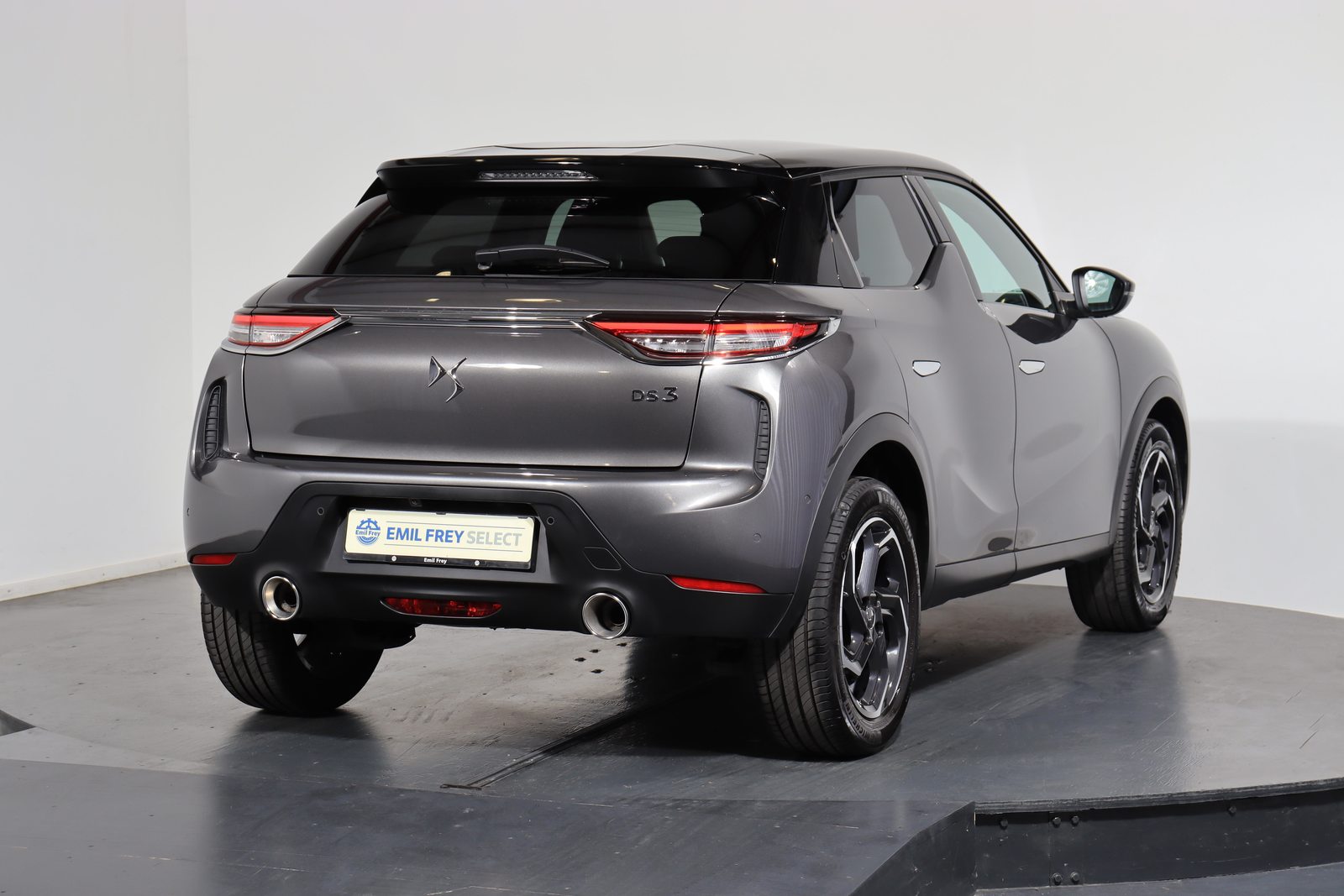 DS 3 Crossback 1.2 PureTech 155 Bastille, Benzin, Occasion / Gebraucht, Automatik - 2
