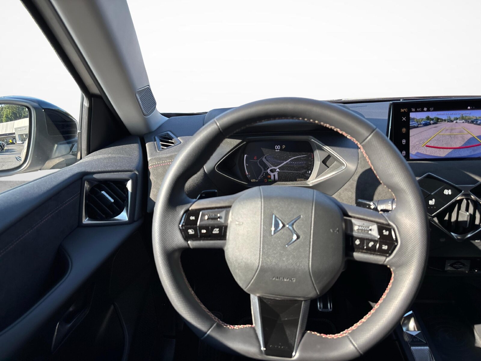 DS 3 Crossback 1.2 PureTech 130 Ligne Noire, Benzin, Occasion / Gebraucht, Automatik - 5