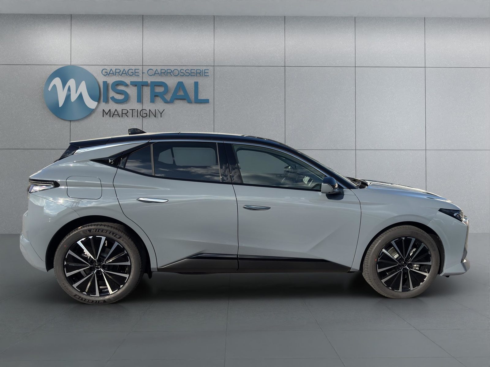 DS No4 E-Tense Étoile Alcantara, Elektro, Neuwagen, Automatik - 2