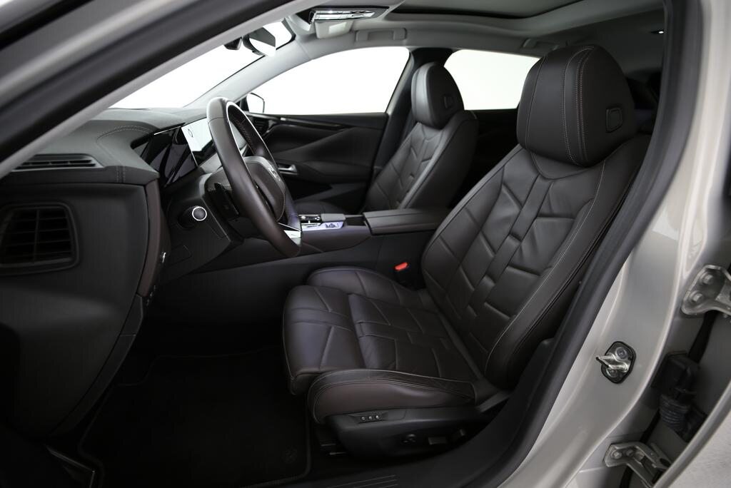 DS 4 1.6 E-Tense La Première, Plug-in-Hybrid Benzin/Elektro, Occasion / Gebraucht, Automatik - 4