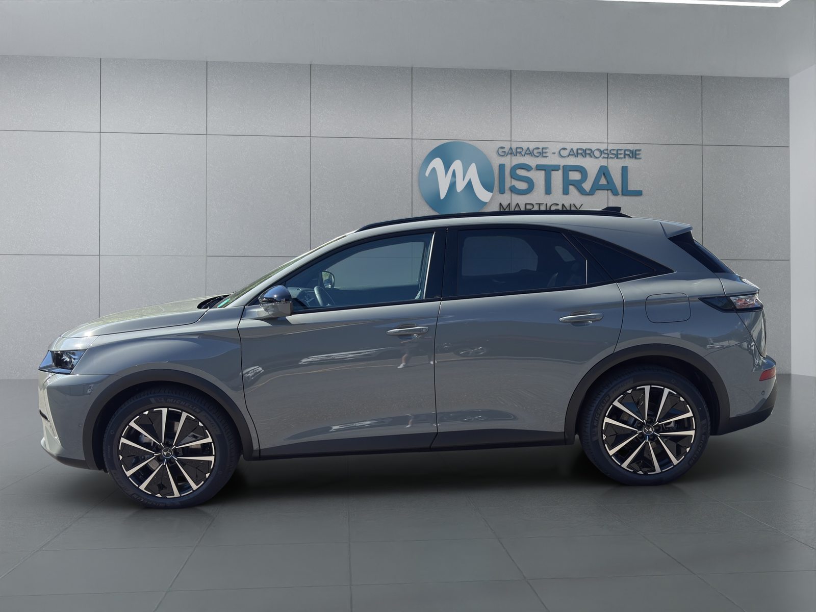 DS 7 1.6 E-Tense Étoile 4x4, Plug-in-Hybrid Benzina/Elettrica, Auto nuove, Automatico - 2