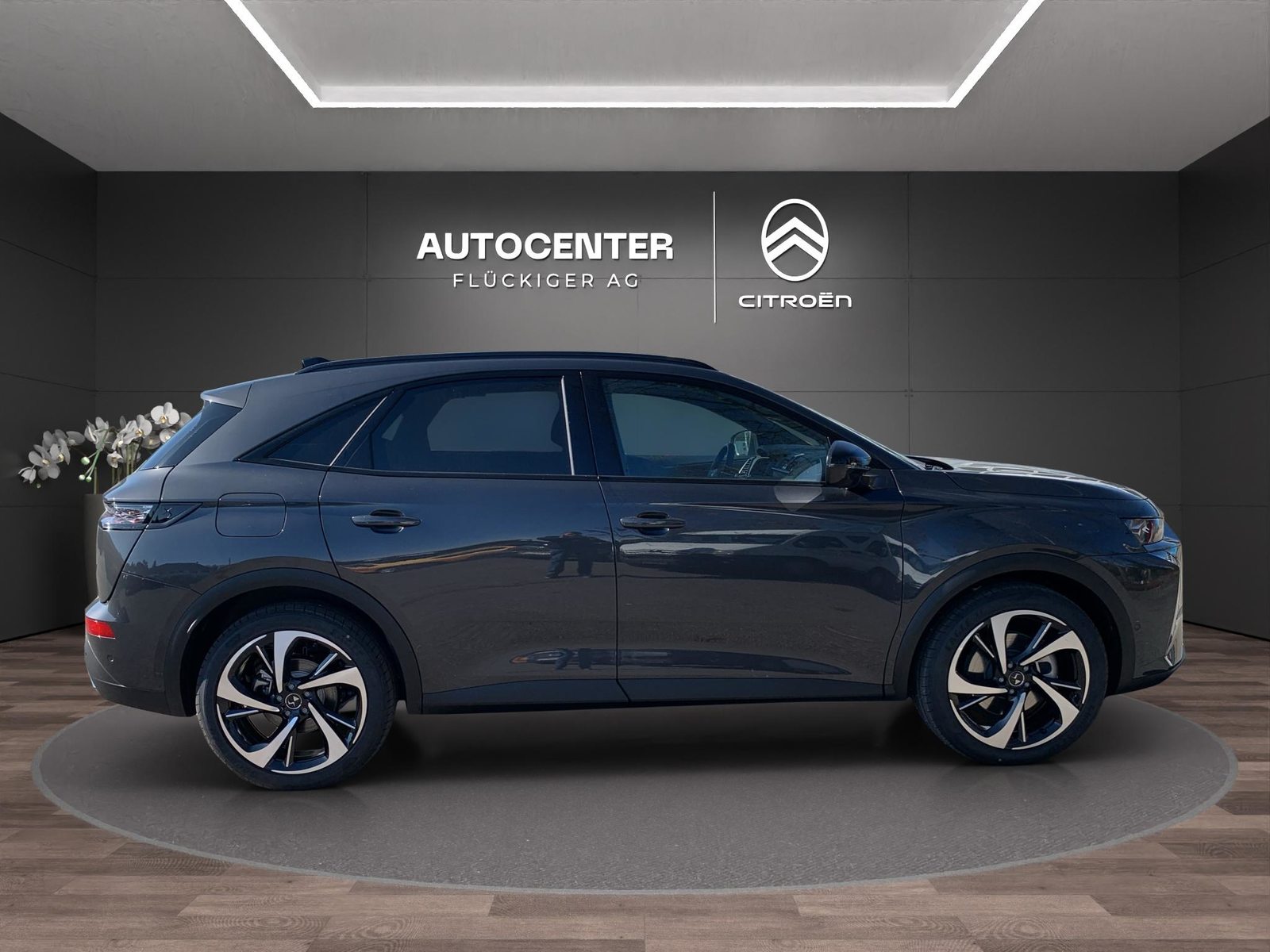 DS 7 1.6 E-Tense Étoile 4x4, Plug-in-Hybrid Benzin/Elektro, Neuwagen, Automatik - 4