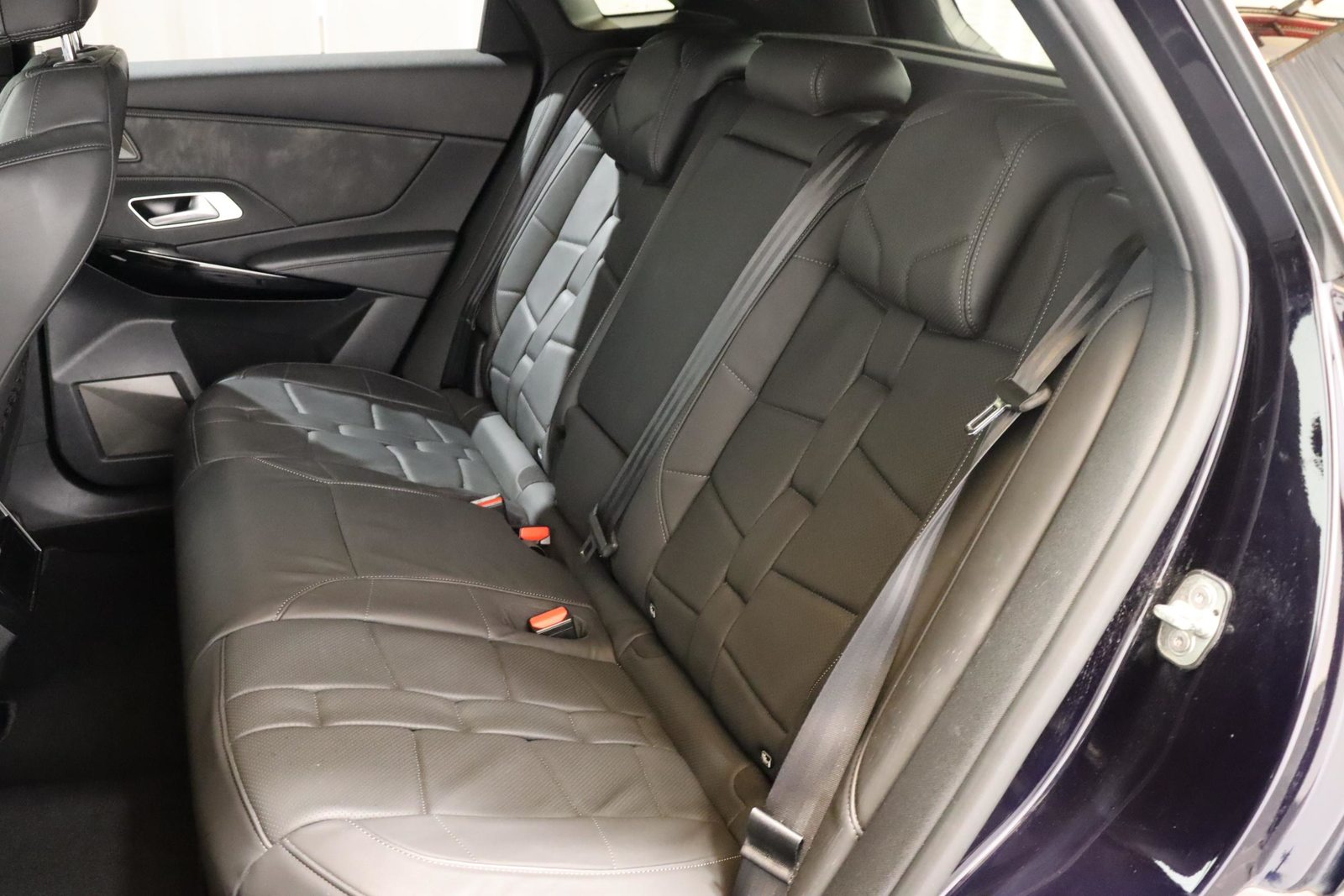 DS 7 Crossback 1.6 E-Tense Be Chic 4x4, Plug-in-Hybrid Benzin/Elektro, Occasion / Gebraucht, Automatik - 6