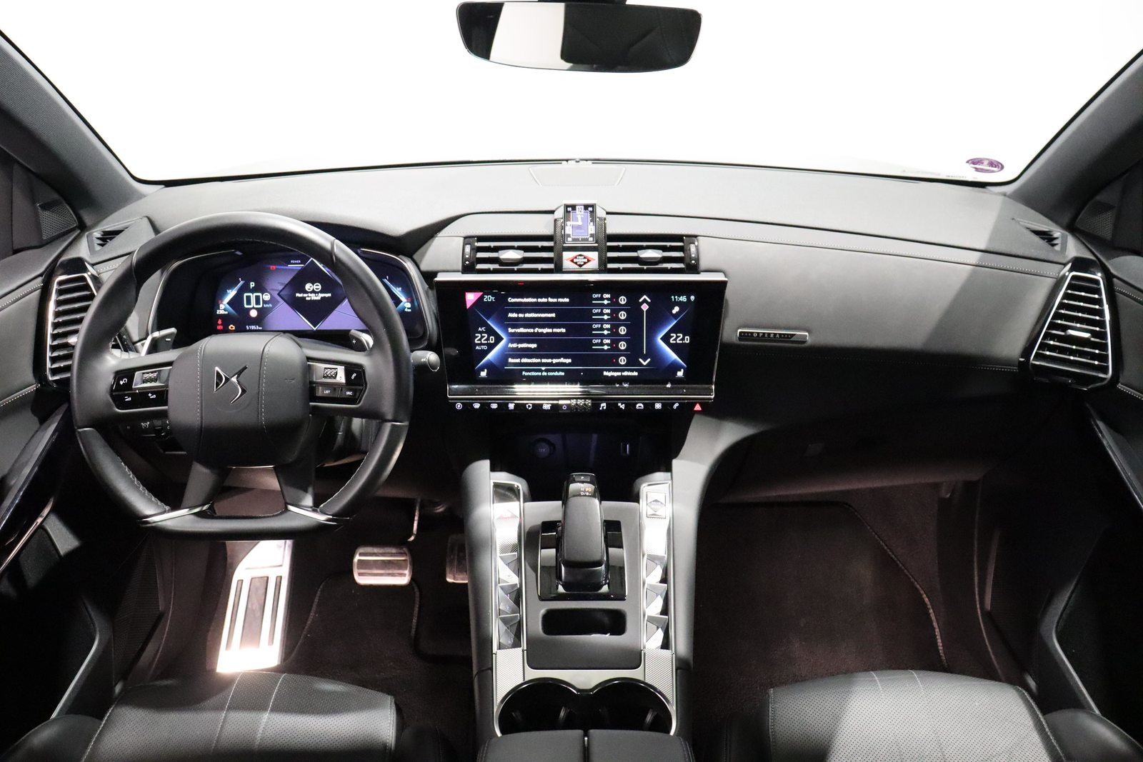 DS 7 Crossback 1.6 E-Tense Rivoli 4x4, Plug-in-Hybrid Benzin/Elektro, Occasion / Gebraucht, Automatik - 7