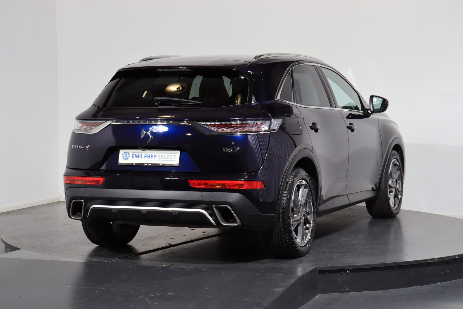 DS 7 Crossback 1.6 E-Tense Rivoli 4x4, Plug-in-Hybrid Benzin/Elektro, Occasion / Gebraucht, Automatik - 3