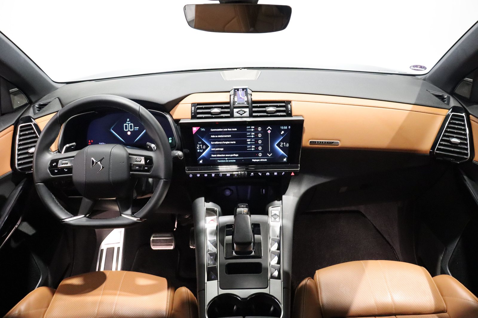 DS 7 Crossback 1.6 E-Tense Rivoli 4x4, Plug-in-Hybrid Benzin/Elektro, Occasion / Gebraucht, Automatik - 7