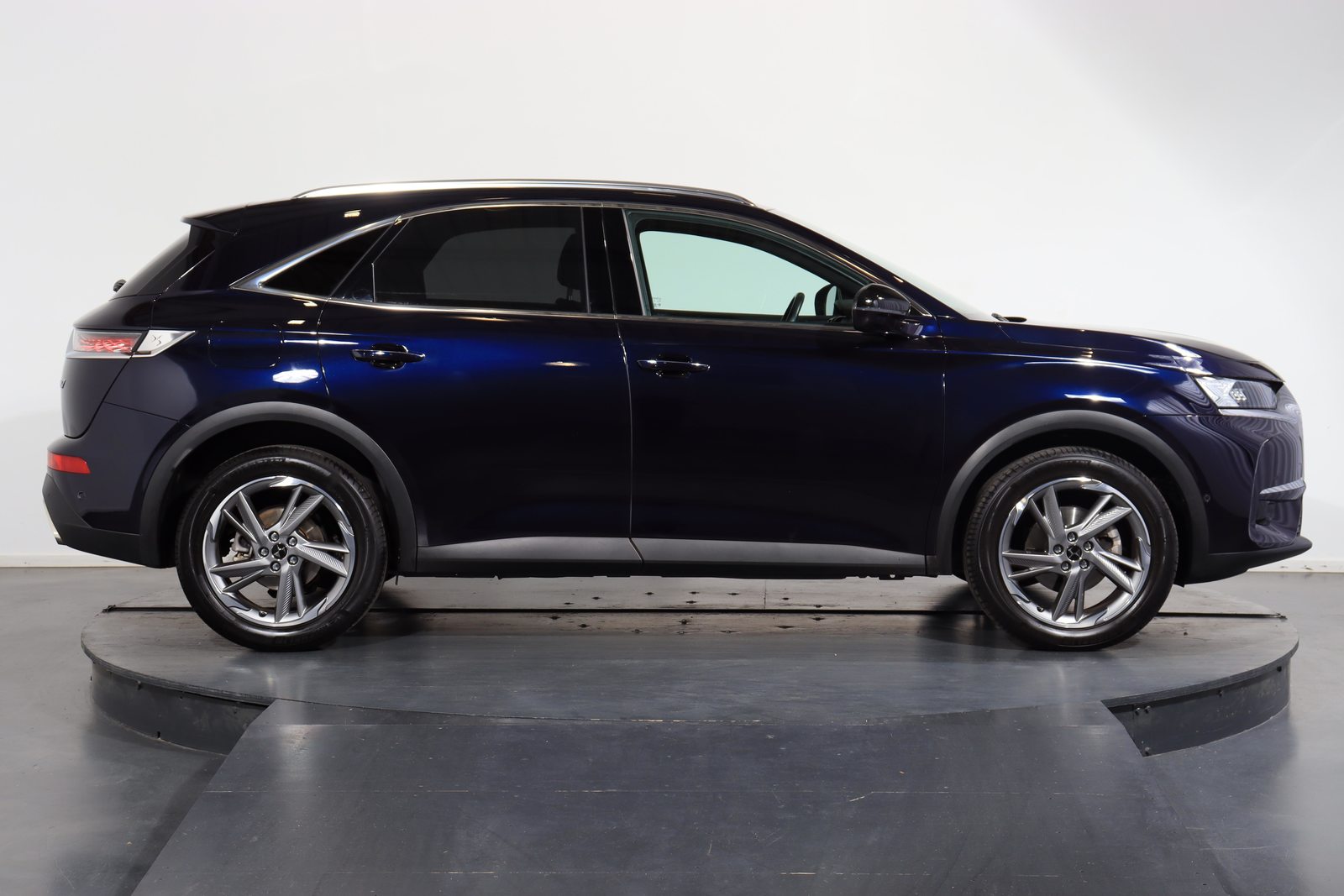 DS 7 Crossback 1.6 PureTech Rivoli, Benzin, Occasion / Gebraucht, Automatik - 2