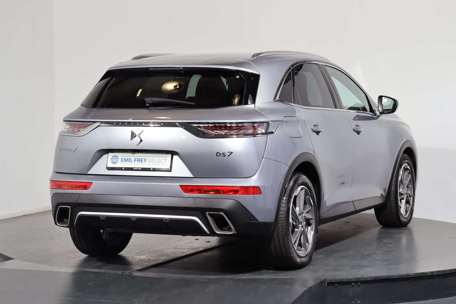 DS 7 Crossback 1.6 E-Tense Be Chic 4x4, Plug-in-Hybrid Benzin/Elektro, Occasion / Gebraucht, Automatik - 3