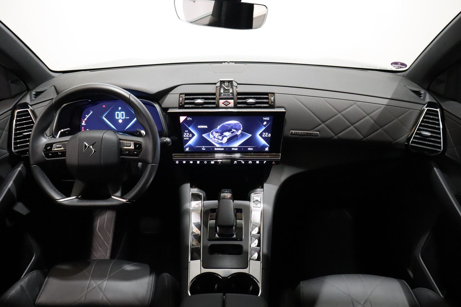 DS 7 Crossback 1.6 E-Tense Be Chic 4x4, Plug-in-Hybrid Benzin/Elektro, Occasion / Gebraucht, Automatik - 7