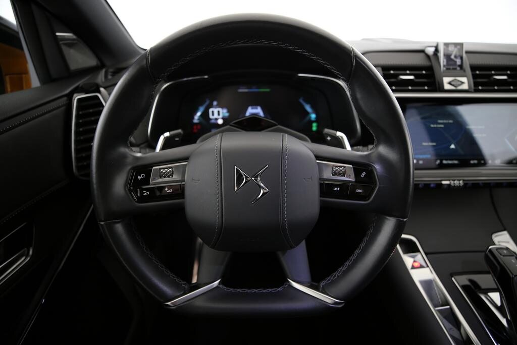 DS 7 Crossback 1.6 E-Tense Rivoli 4x4, Plug-in-Hybrid Benzin/Elektro, Occasion / Gebraucht, Automatik - 6